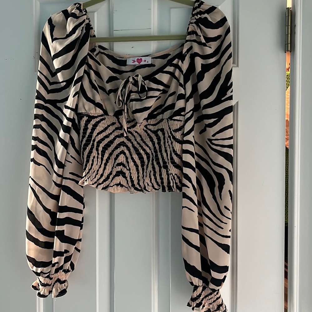 Long sleeve Buddy Love top!